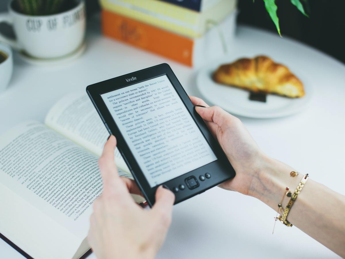 Do you love free books? Know about Amazon Prime Reading